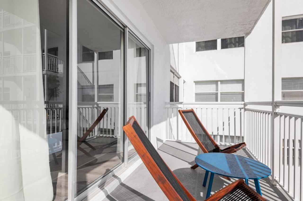 Oceanfront Beach House, Satellite Beach Exteriör bild